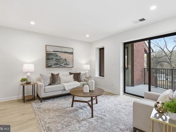 1020 N STAFFORD STREET, Unit 202, ARLINGTON, VA 22201