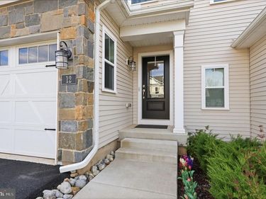 12 SPRING MILL ROAD, IVYLAND, PA 18974