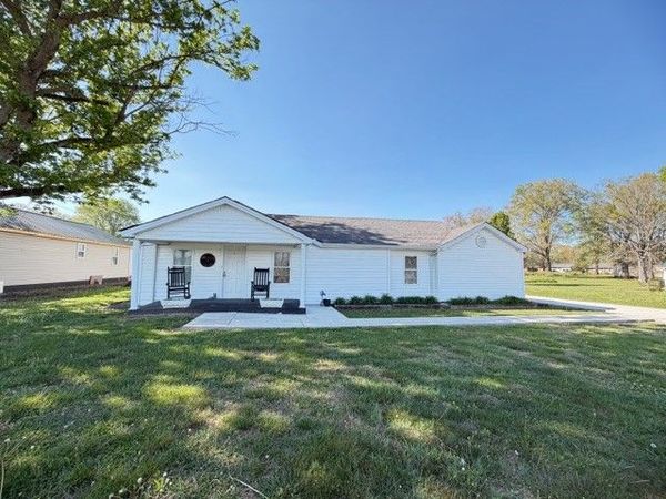 511 E Roosevelt St , Tullahoma, TN 37388