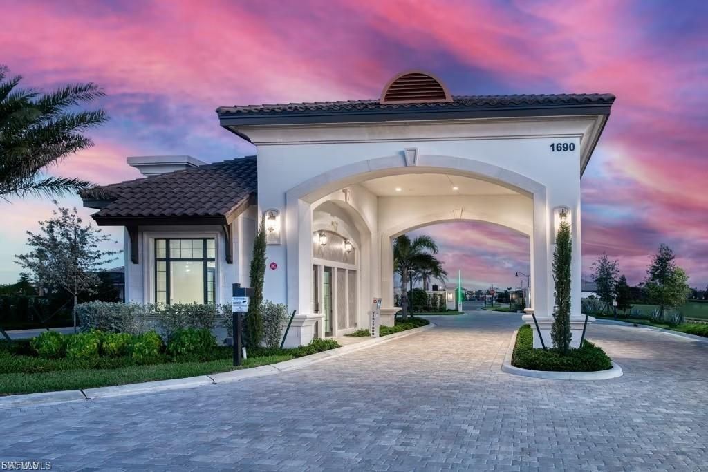 1856 Terreno Blvd, Naples, FL 34120 Photo