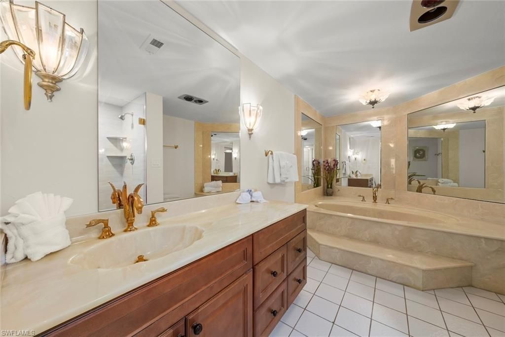 2445 W Gulf Dr, Unit 44A, Sanibel, FL 33957 Photo