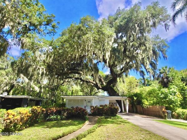 580 South Court, Daytona Beach, FL 32114