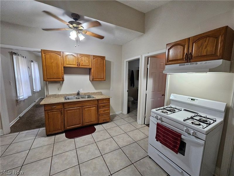 3102 Searsdale Avenue , Cleveland, OH 44109 Photo 9