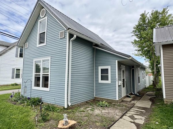 210 W Jay Street, Dunkirk, IN 47336