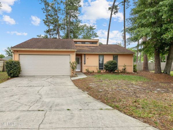 10532 ARROWHEAD Court, Jacksonville, FL 32257