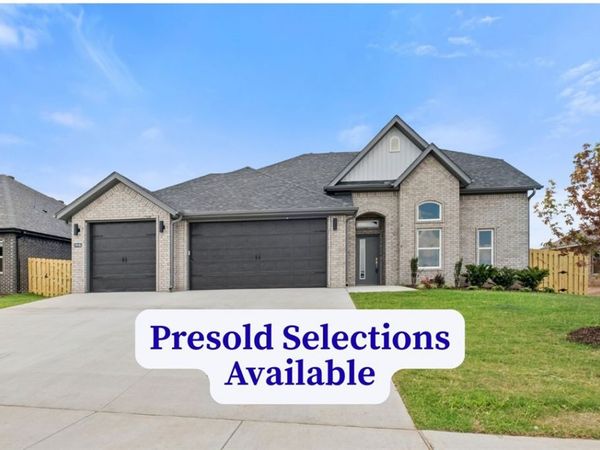 2312 Charles Street, Pea Ridge, AR 72751