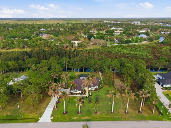 2005 SW Amarillo Lane, Palm City, FL 34990