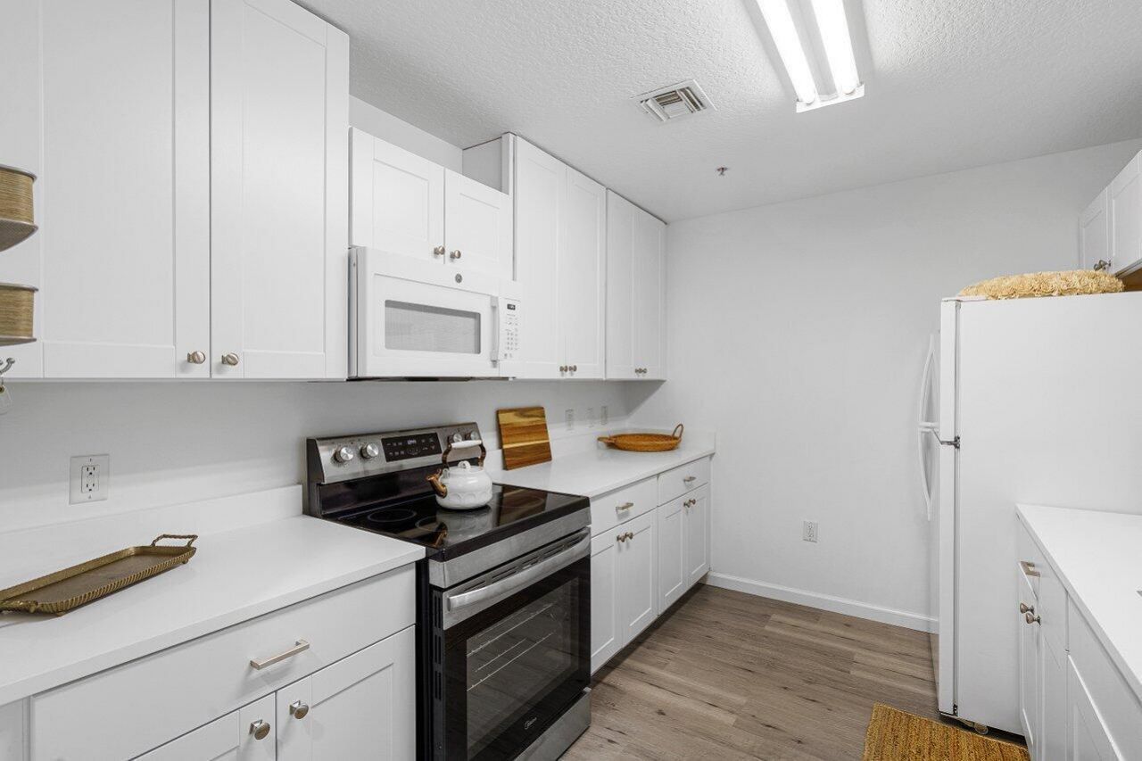 1209 Main Street, Unit 302, Jupiter, FL 33458 Photo