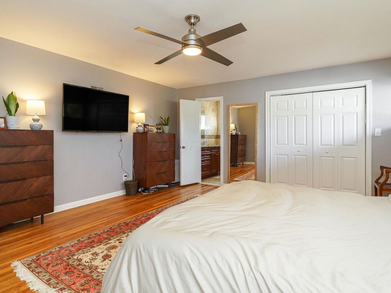 55 S Merkle Road , Columbus, OH 43209 Photo 22