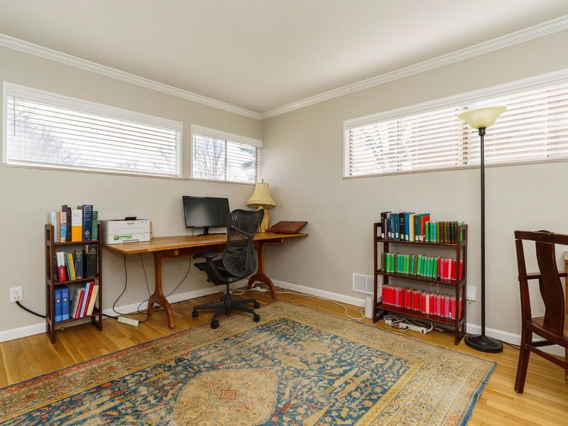 55 S Merkle Road , Columbus, OH 43209 Photo 26