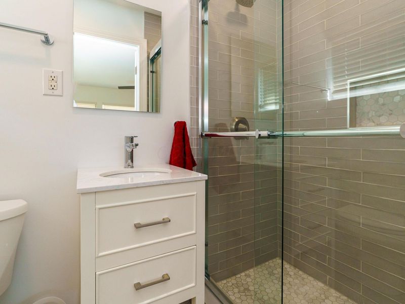 55 S Merkle Road , Columbus, OH 43209 Photo 27