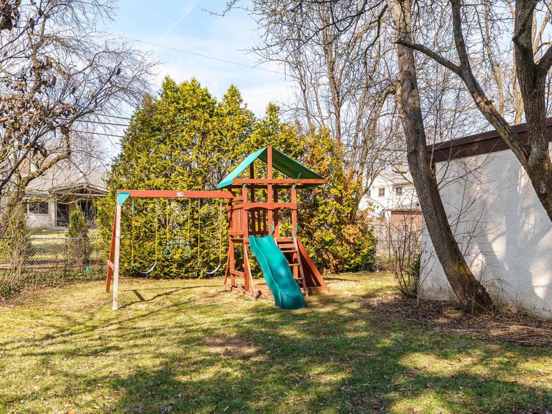 55 S Merkle Road , Columbus, OH 43209 Photo 38