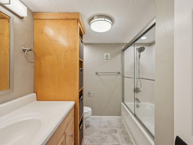 1439 Cliff Court, Unit 65, Columbus, OH 43204 Photo 21