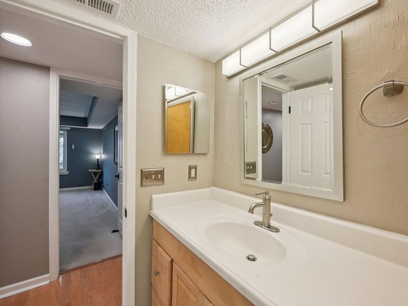 1439 Cliff Court, Unit 65, Columbus, OH 43204 Photo 22