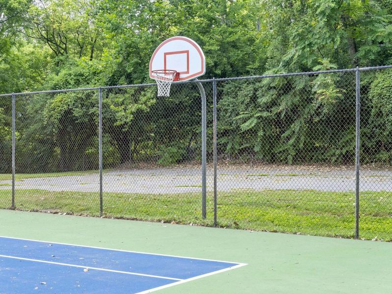 1439 Cliff Court, Unit 65, Columbus, OH 43204 Photo 47