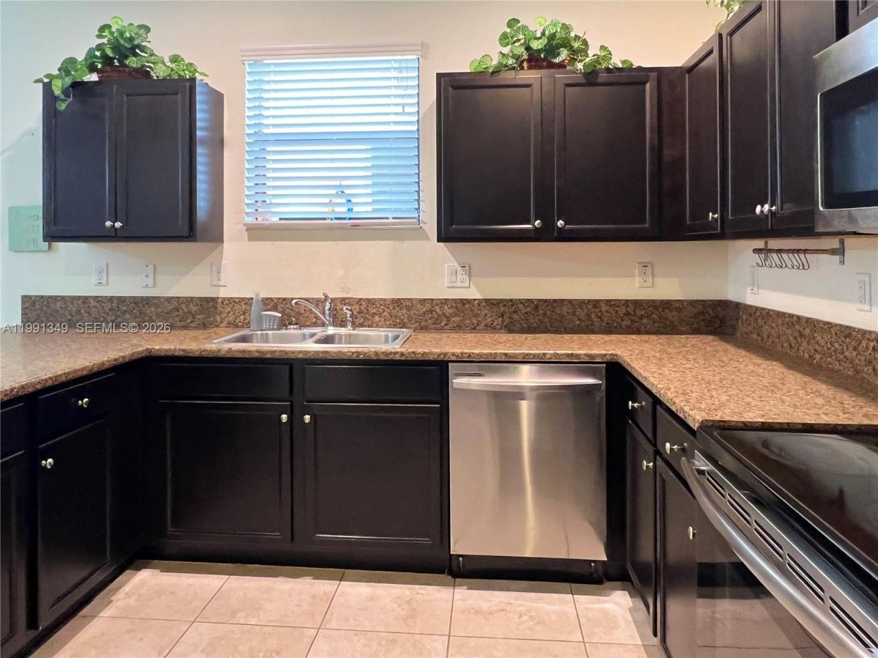 422 SE 34th Ter, Unit 422, Homestead, FL 33033 Photo