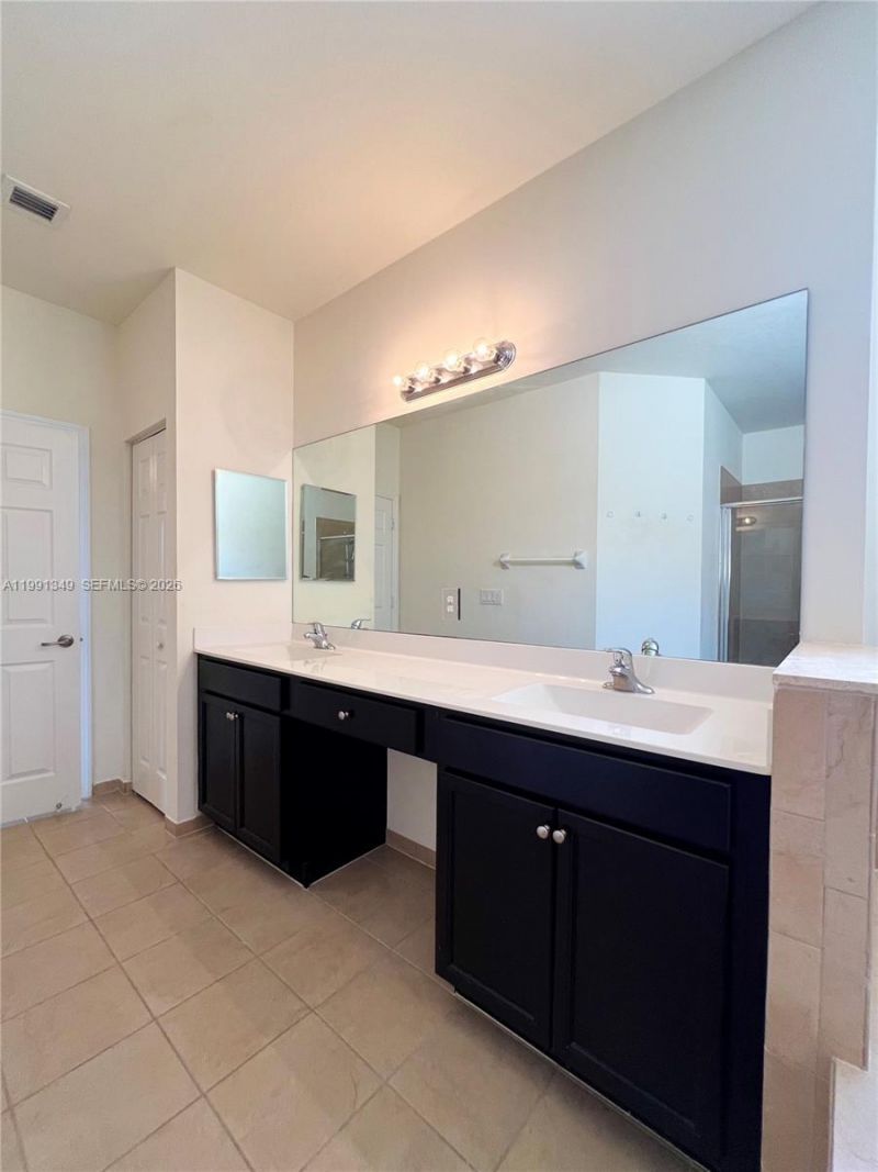 422 SE 34th Ter, Unit 422, Homestead, FL 33033 Photo