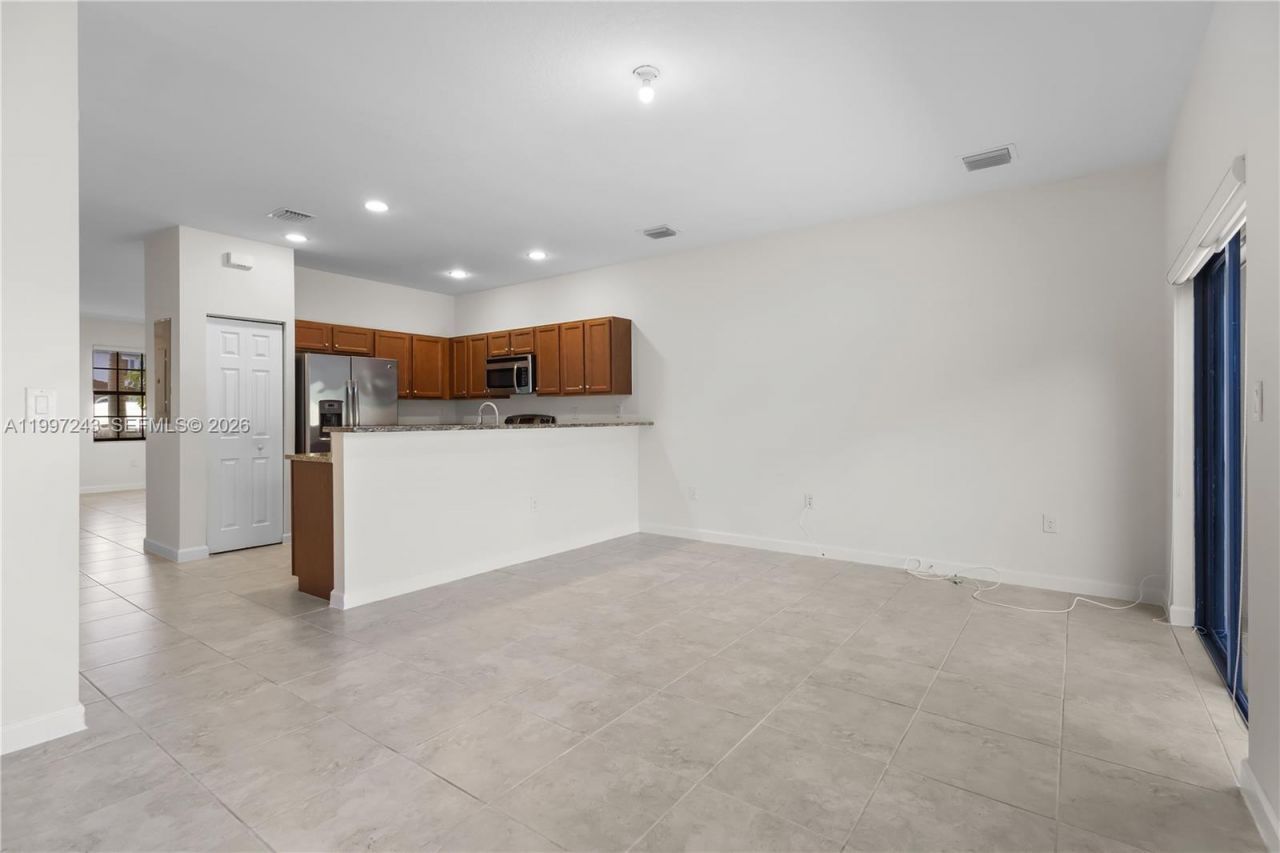 15075 SW 113th Ter, Miami, FL 33196 Photo