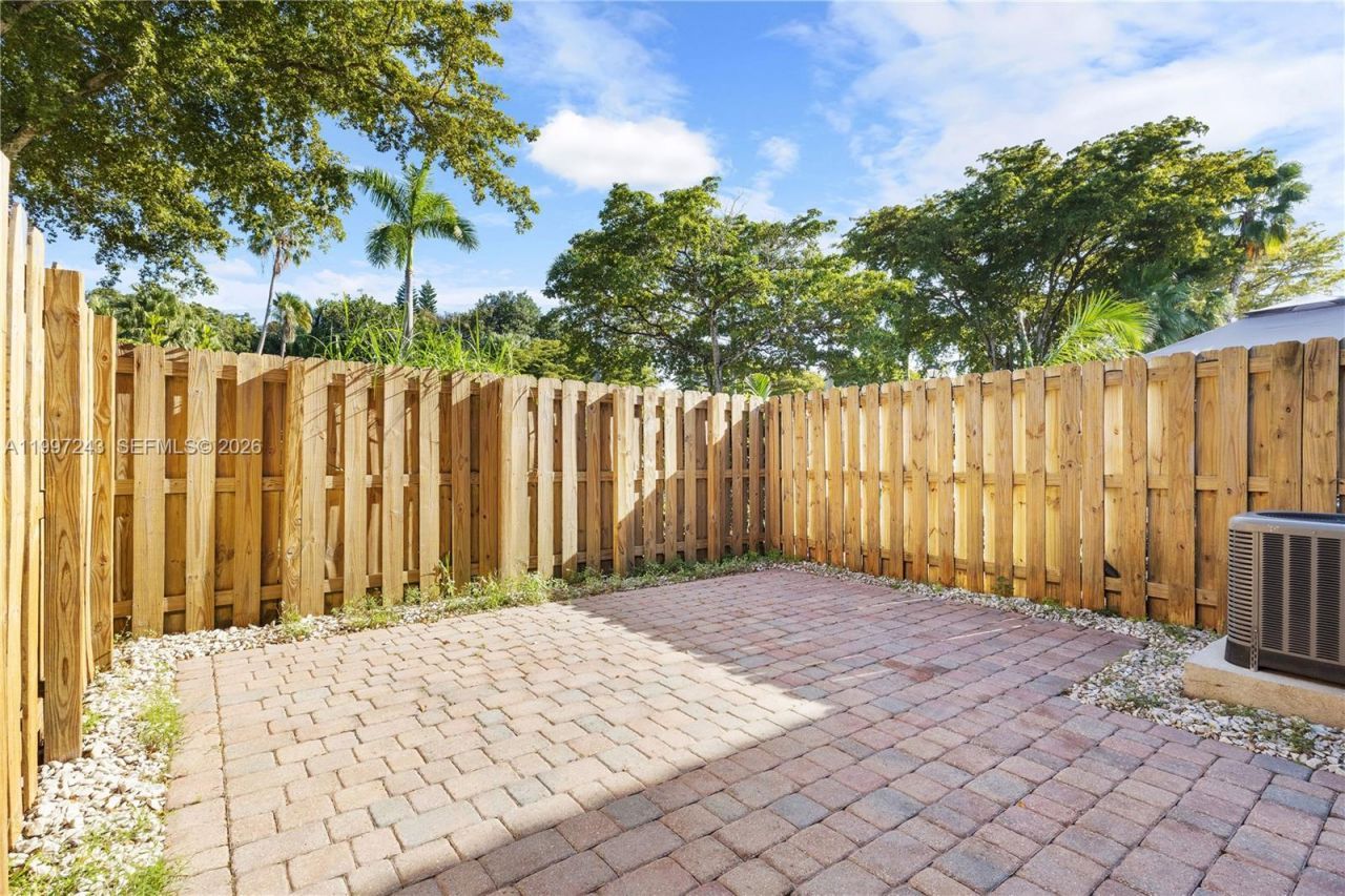 15075 SW 113th Ter , Miami, FL 33196 Photo