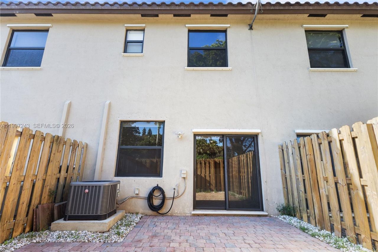 15075 SW 113th Ter , Miami, FL 33196 Photo