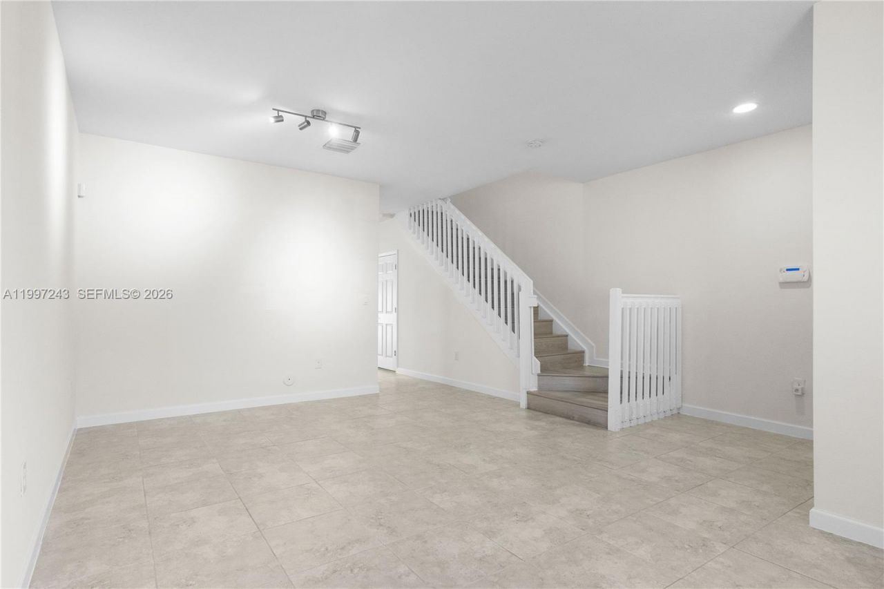 15075 SW 113th Ter, Miami, FL 33196 Photo