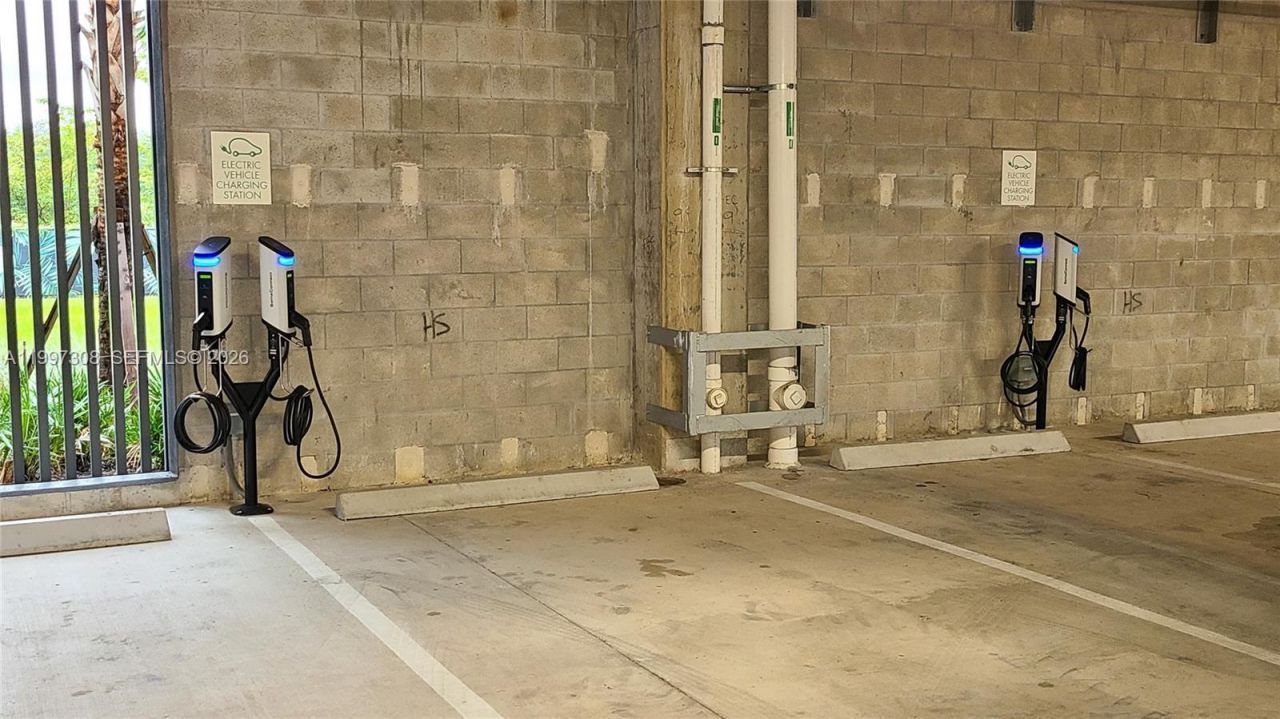 2000 Metropica Way, Unit 505, Sunrise, FL 33323 Photo