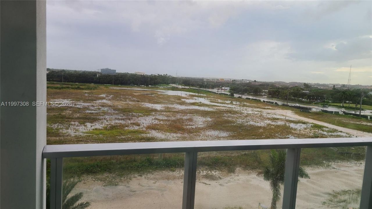 2000 Metropica Way, Unit 505, Sunrise, FL 33323 Photo