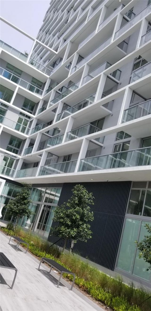 2000 Metropica Way, Unit 505, Sunrise, FL 33323 Photo