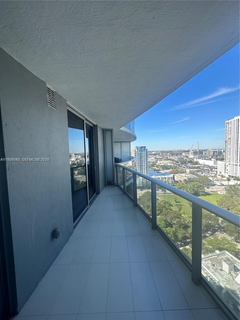 488 NE 18th St, Unit 2005, Miami, FL 33132 Photo