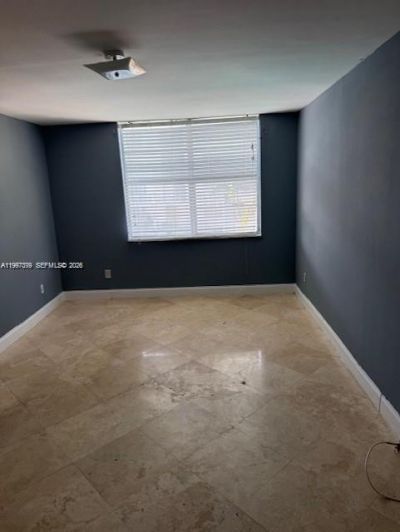 488 NW 165th St Rd, Unit B-408, Miami, FL 33169 Photo