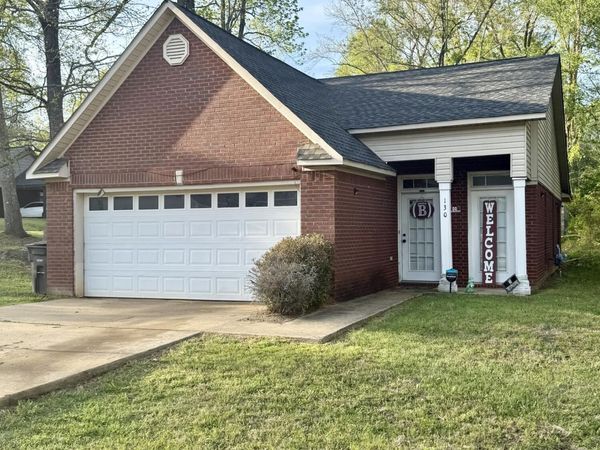 130 Oak Point, Plantersville, MS 38862