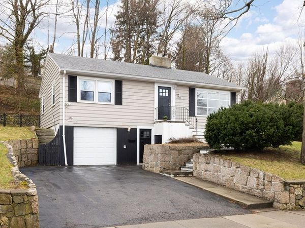 326 Austin St, Newton, MA 02465