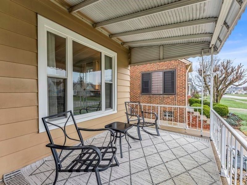 5803 Renwood Drive, Parma, OH 44129 Photo 3