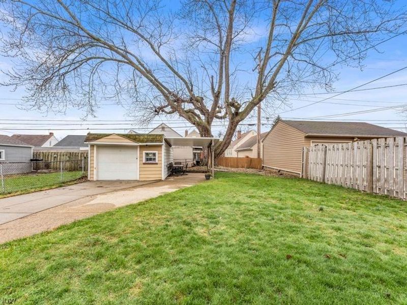 5803 Renwood Drive, Parma, OH 44129 Photo 30