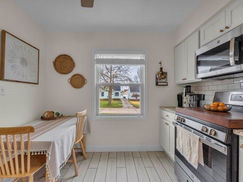 5803 Renwood Drive, Parma, OH 44129 Photo 9