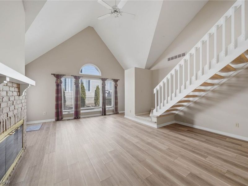 762 Hunters Trail , Unit 105, Akron, OH 44313 Photo 6