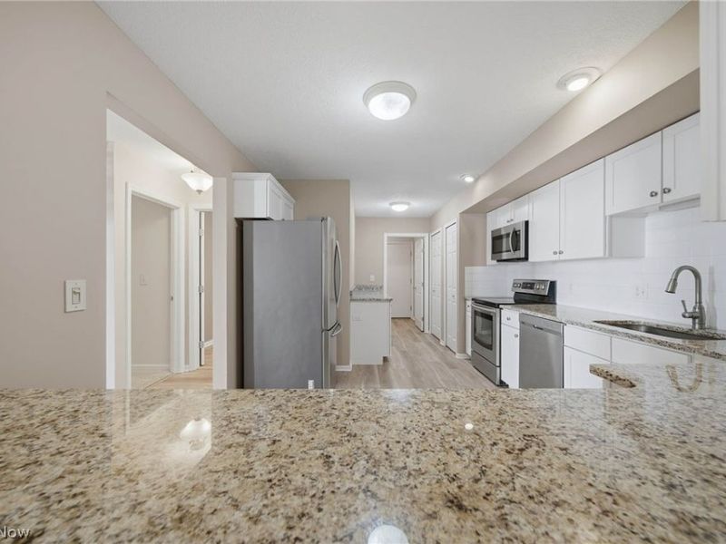 762 Hunters Trail , Unit 105, Akron, OH 44313 Photo 9