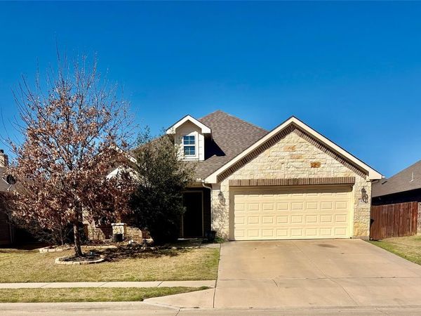 7421 Innisbrook Lane, Fort Worth, TX 76179