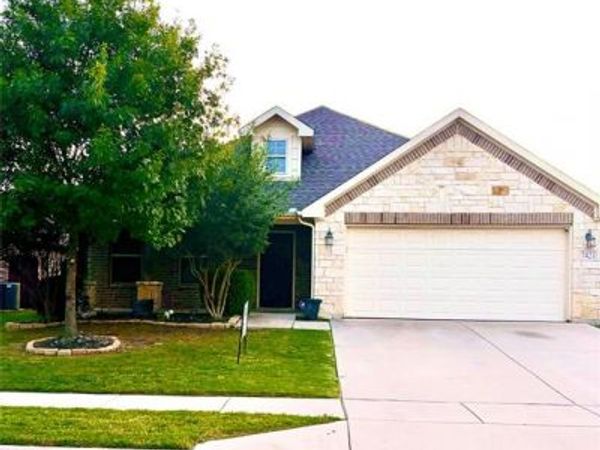 7421 Innisbrook Lane, Fort Worth, TX 76179