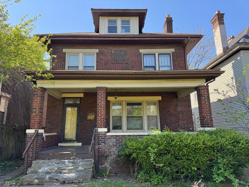 347 E 12th Avenue, Columbus, OH 43201 Photo 1