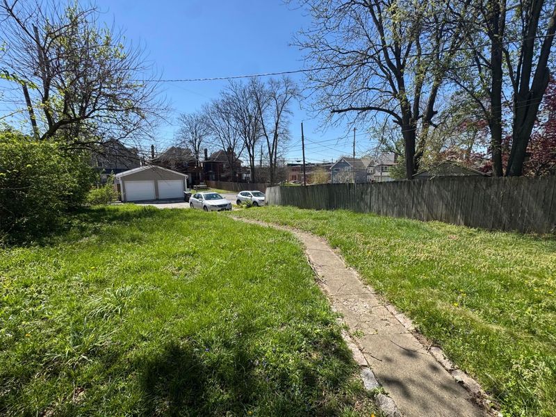 347 E 12th Avenue, Columbus, OH 43201 Photo 15