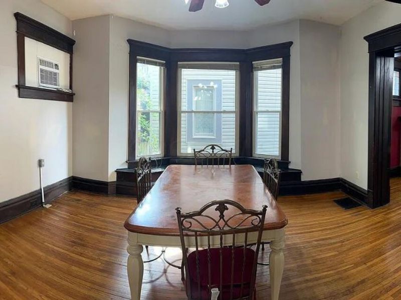 347 E 12th Avenue, Columbus, OH 43201 Photo 5