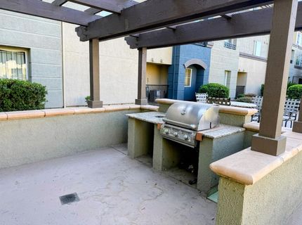 2001 Club Center Dr #1140, Unit 1140, Sacramento, CA 95835 Photo