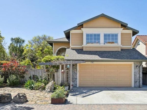 123 Presidio Avenue, Half Moon Bay, CA 94019