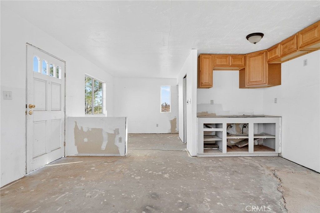 59773 Applegate Way, Landers, CA 92285 Main Photo