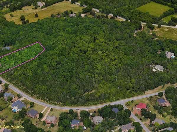 236 Spencer Creek Rd, Franklin, TN 37069