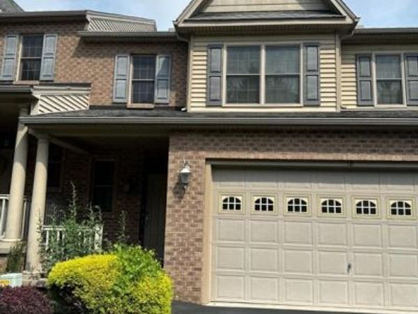 18 KINGSWOOD DRIVE , LEWISBERRY, PA 17339