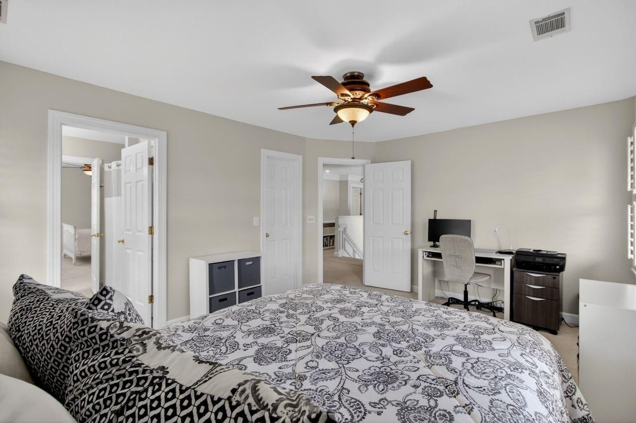 3312 Rees Row Photo 19