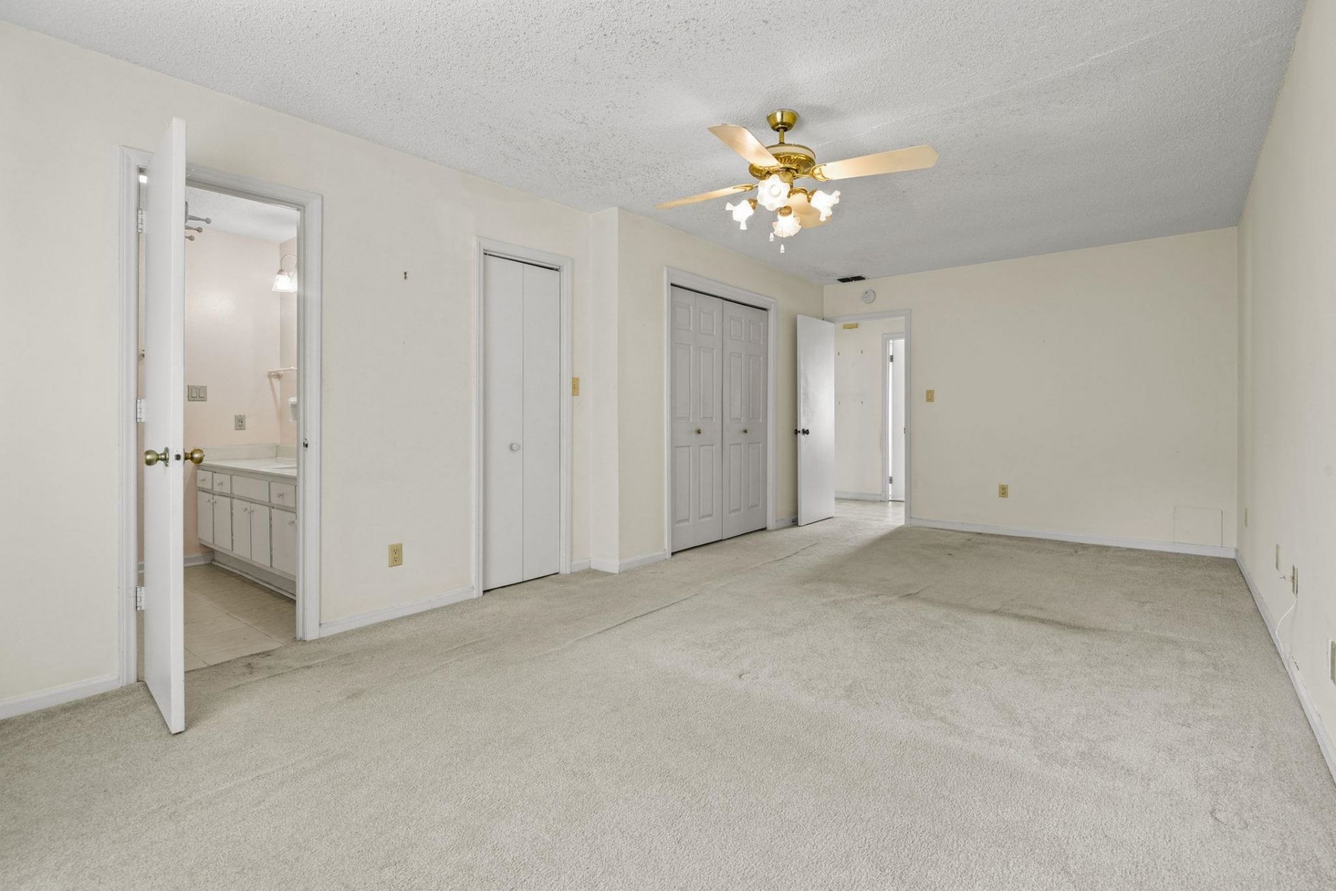 6590 Eagle Crescent Photo 22