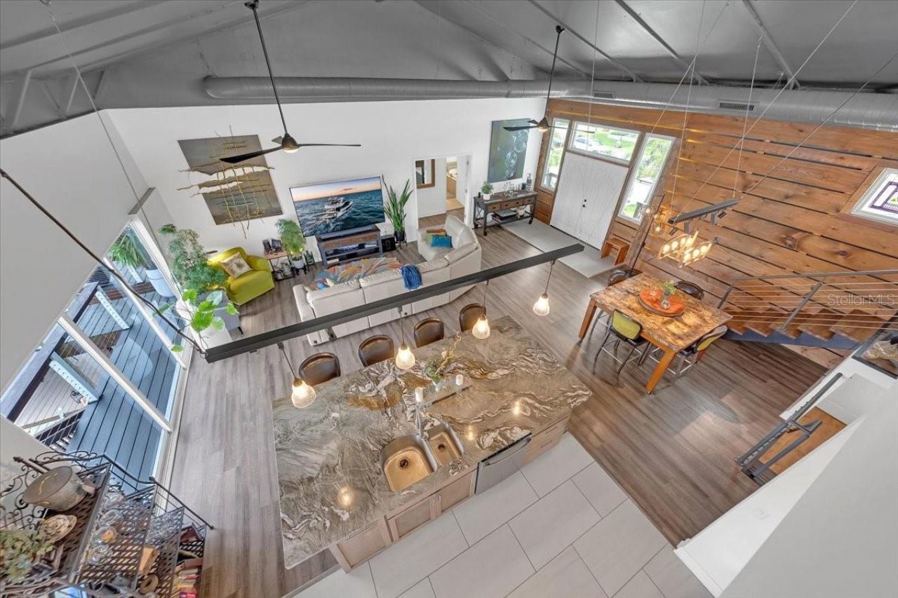 8813 S Lagoon Street, Tampa, FL 33615 Photo